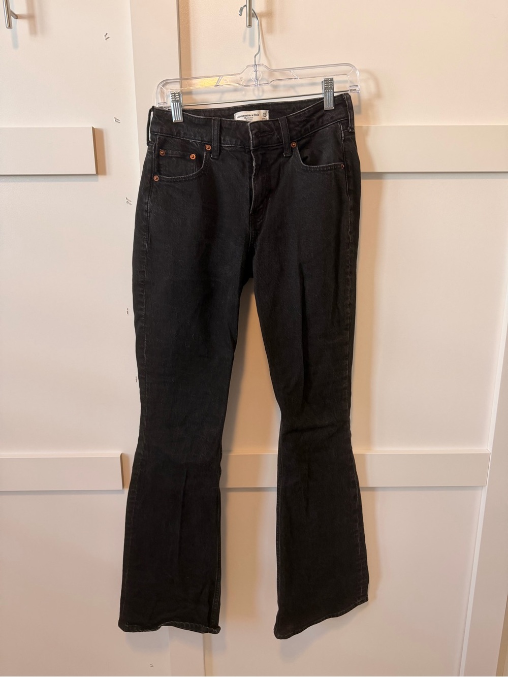Abercrombie & Fitch Mid Rise Bootcut 25L Curve Love